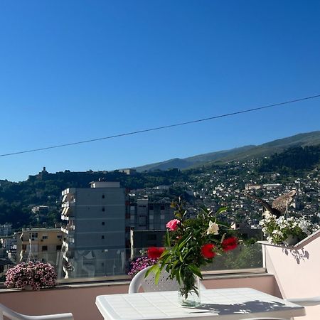 Flower Terrace Apartment Gjirokastër Екстериор снимка